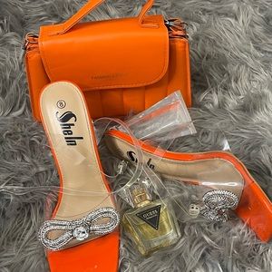 Chunky Heel Sandals Ankle with Mini Solid Chain Decor Satchel Bag